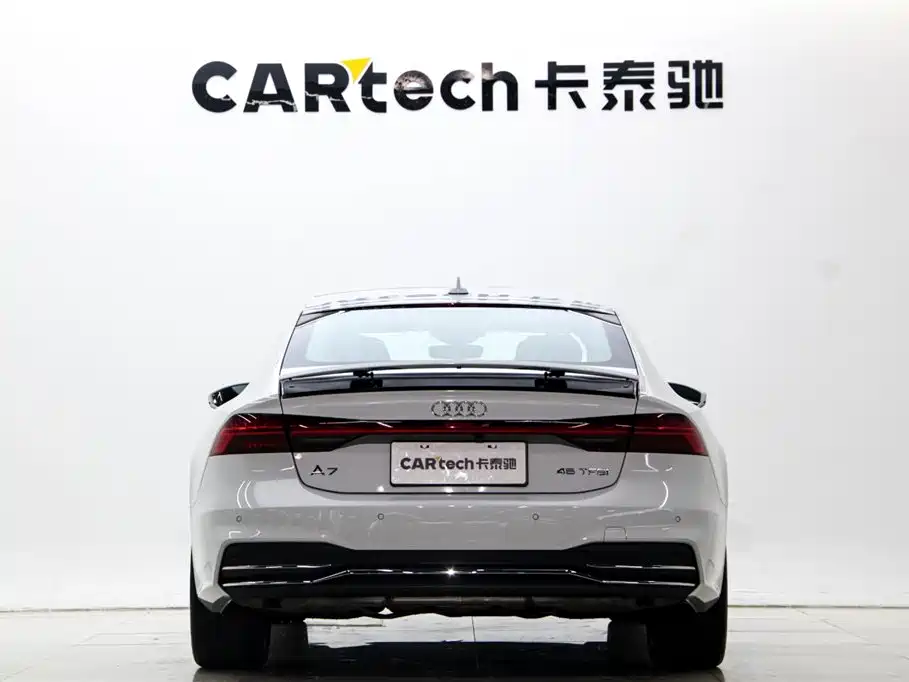 Audi A7 2025 — фото 5