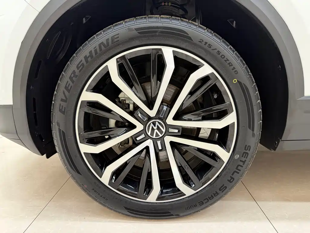 Volkswagen T-Roc 2023 — фото 21