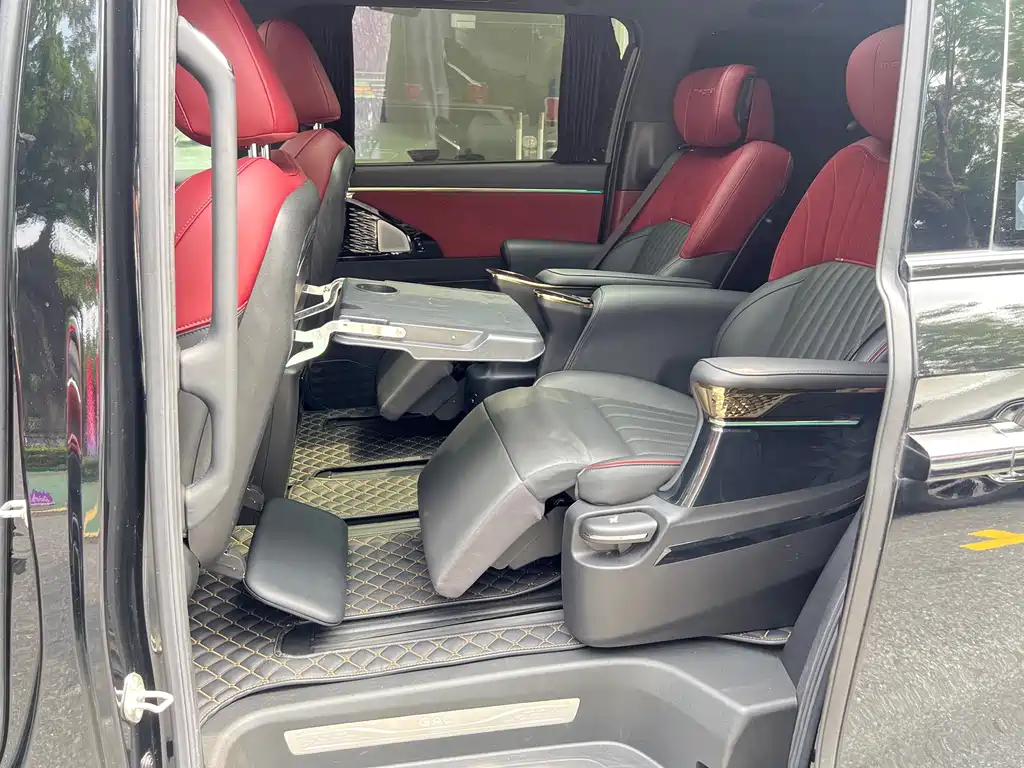 GAC Motor Trumpchi M8 2023 — фото 11