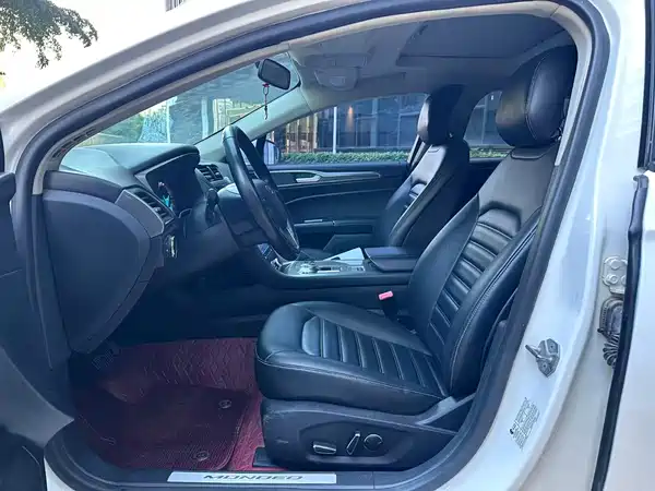Ford Mondeo 2022
