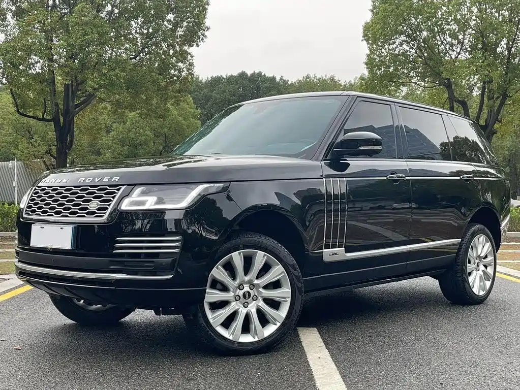 Land Rover Range Rover 2015 — фото 1