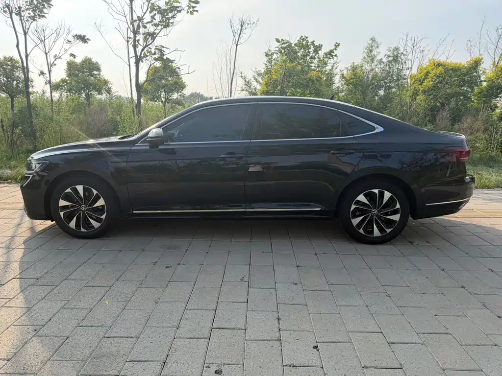 Volkswagen Passat 2022