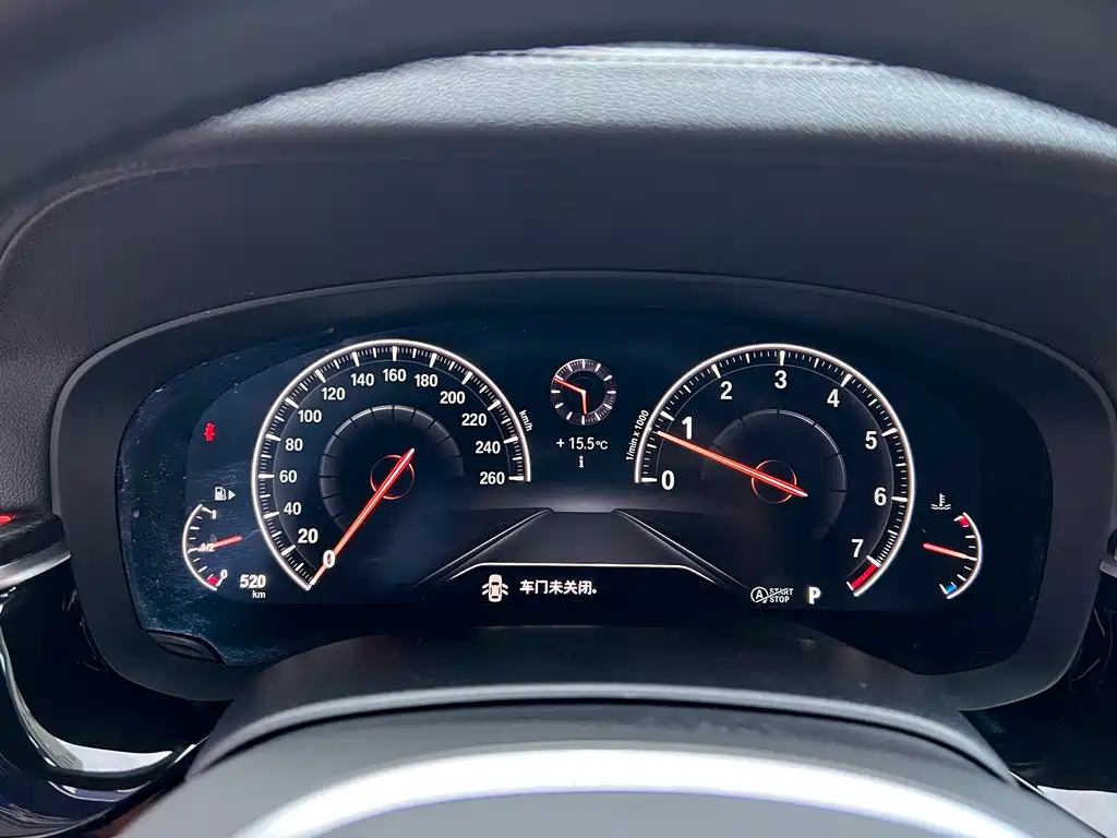 BMW 5 Series 2019 — фото 19