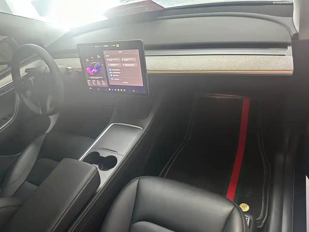 Tesla Model Y 2023 — фото 17