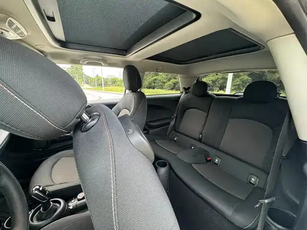 MINI MINI 2019