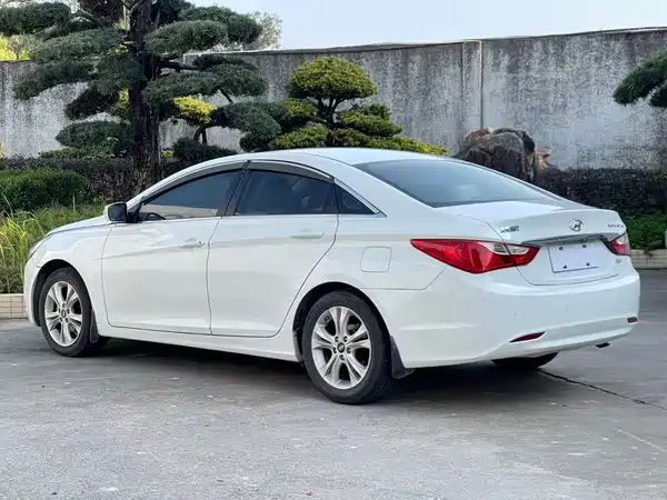 Hyundai Sonata 2013