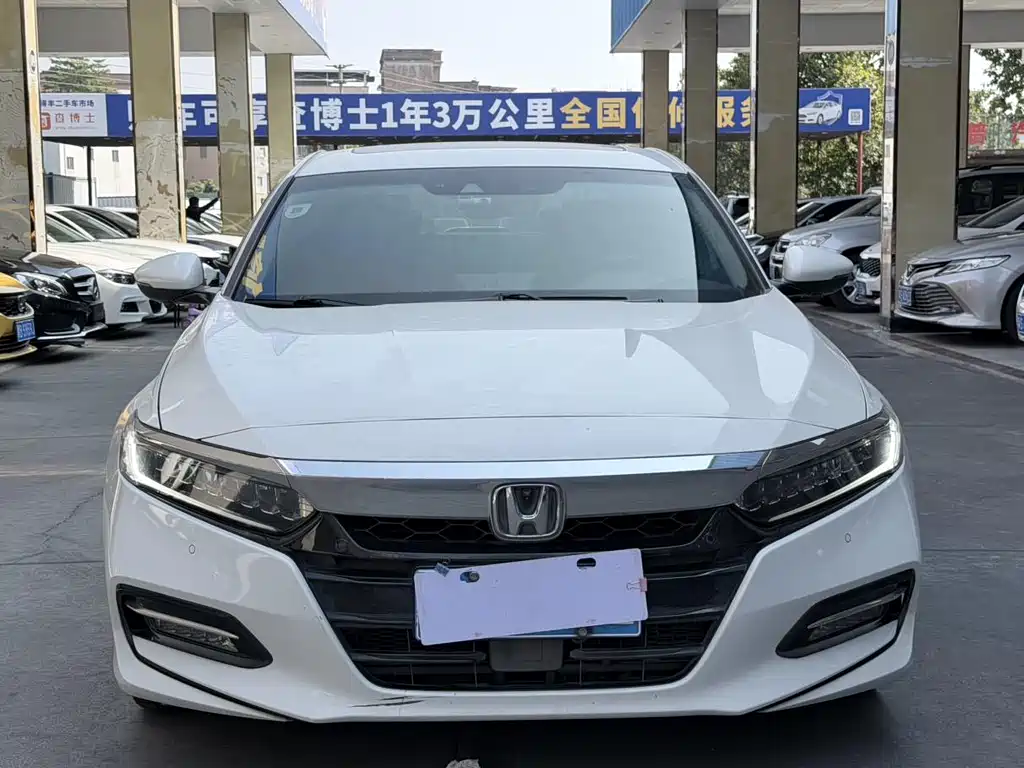 Honda Accord 2019 — фото 2