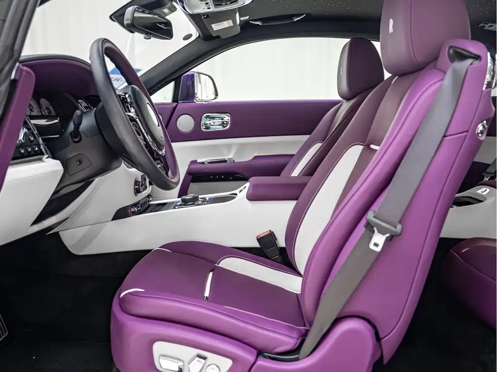 Rolls-Royce Phantom 2021 — фото 15