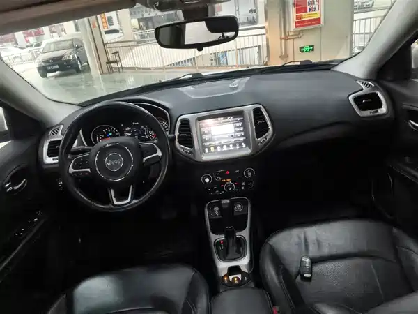 Jeep Compass 2017