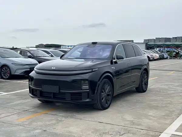 Li Auto L7 2025