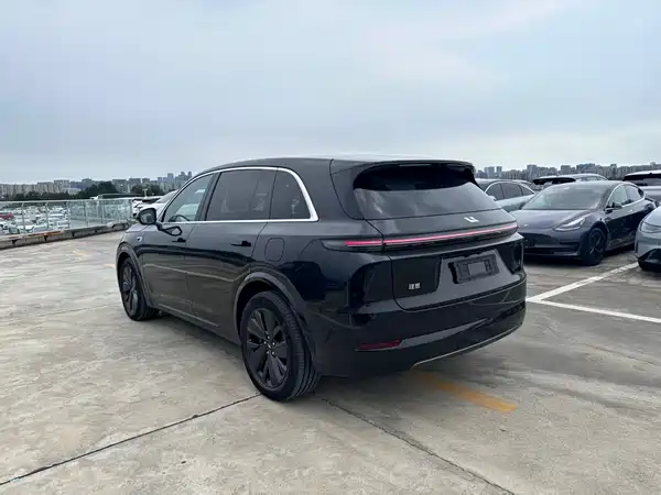 Li Auto L7 2025