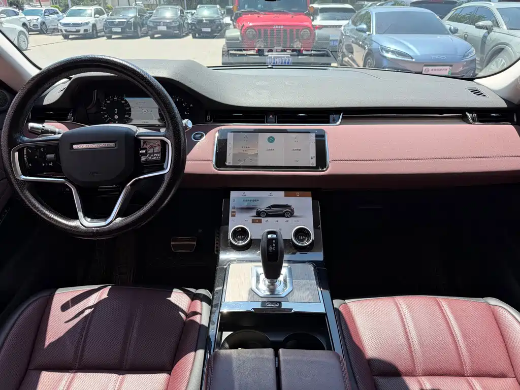 Land Rover Evoque 2023 — фото 9