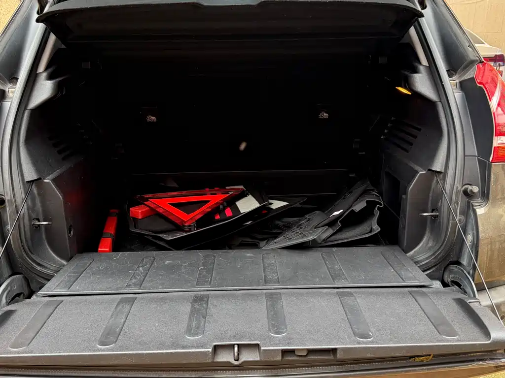 Peugeot 3008 2014 — фото 13