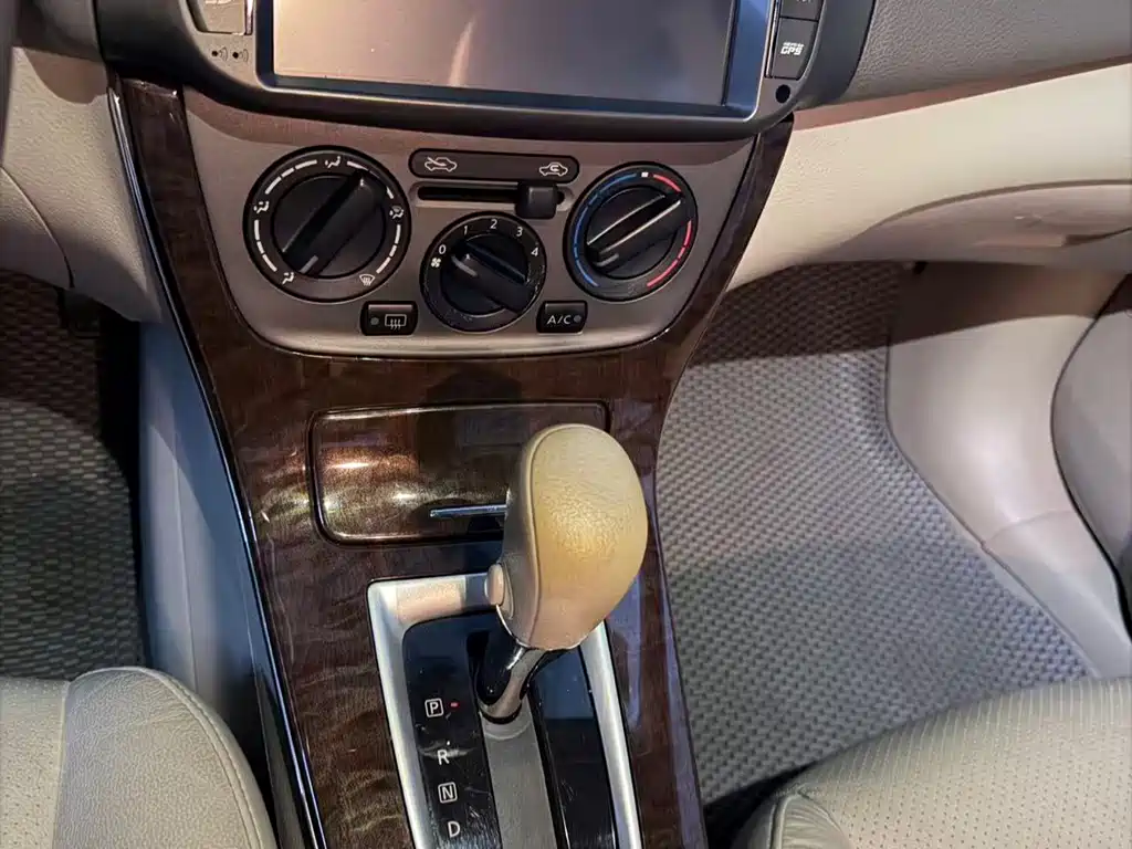 Nissan Sylphy 2012
