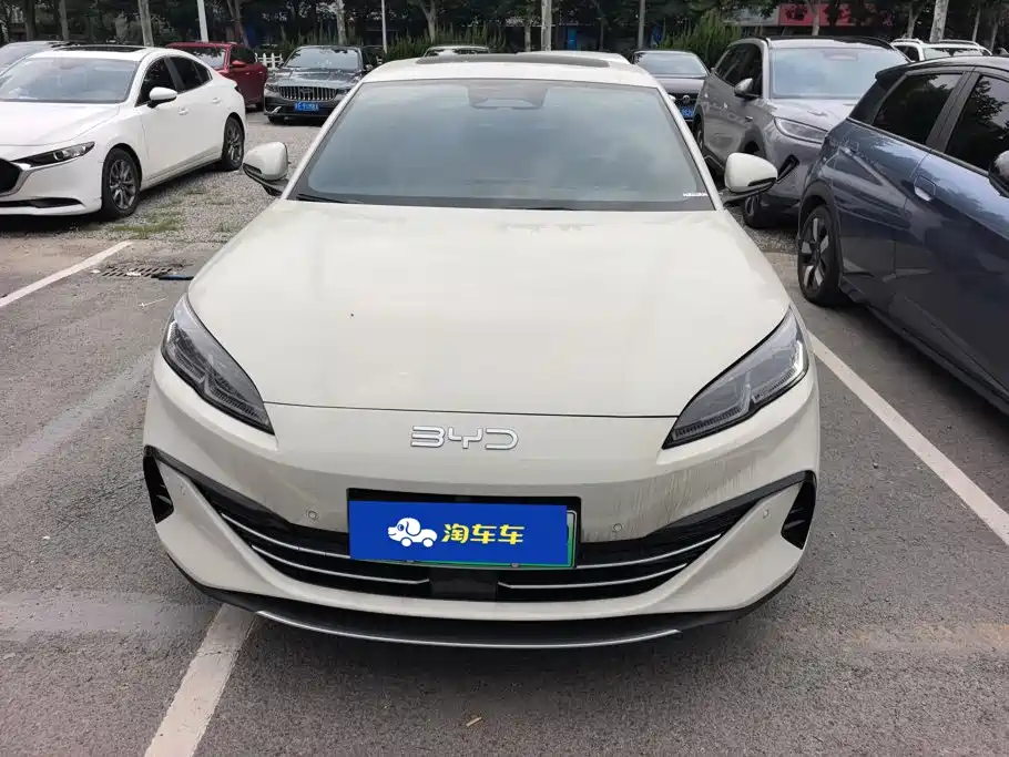 BYD Seal 06 2025