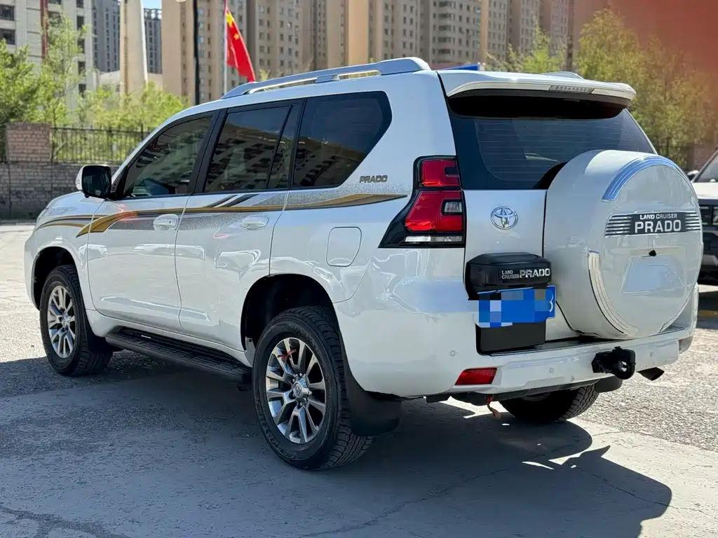 Toyota Prado 2019 — фото 7