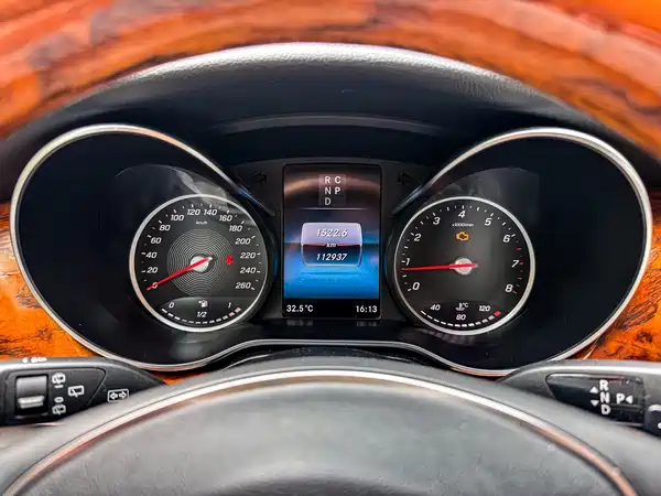 Mercedes-Benz V-Class 2021