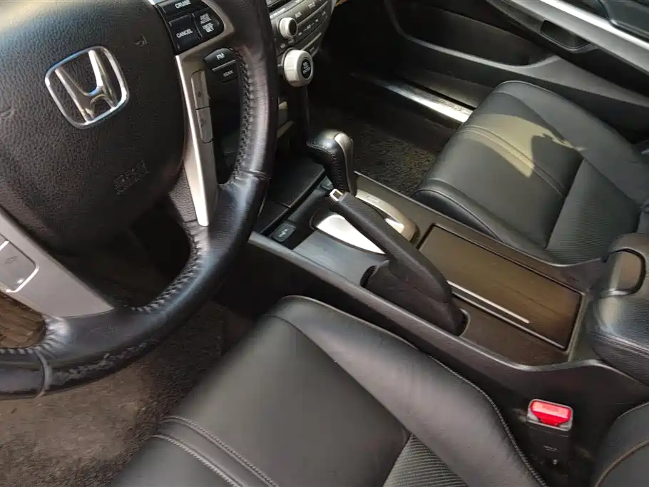 Honda Crosstour 2013 — фото 16