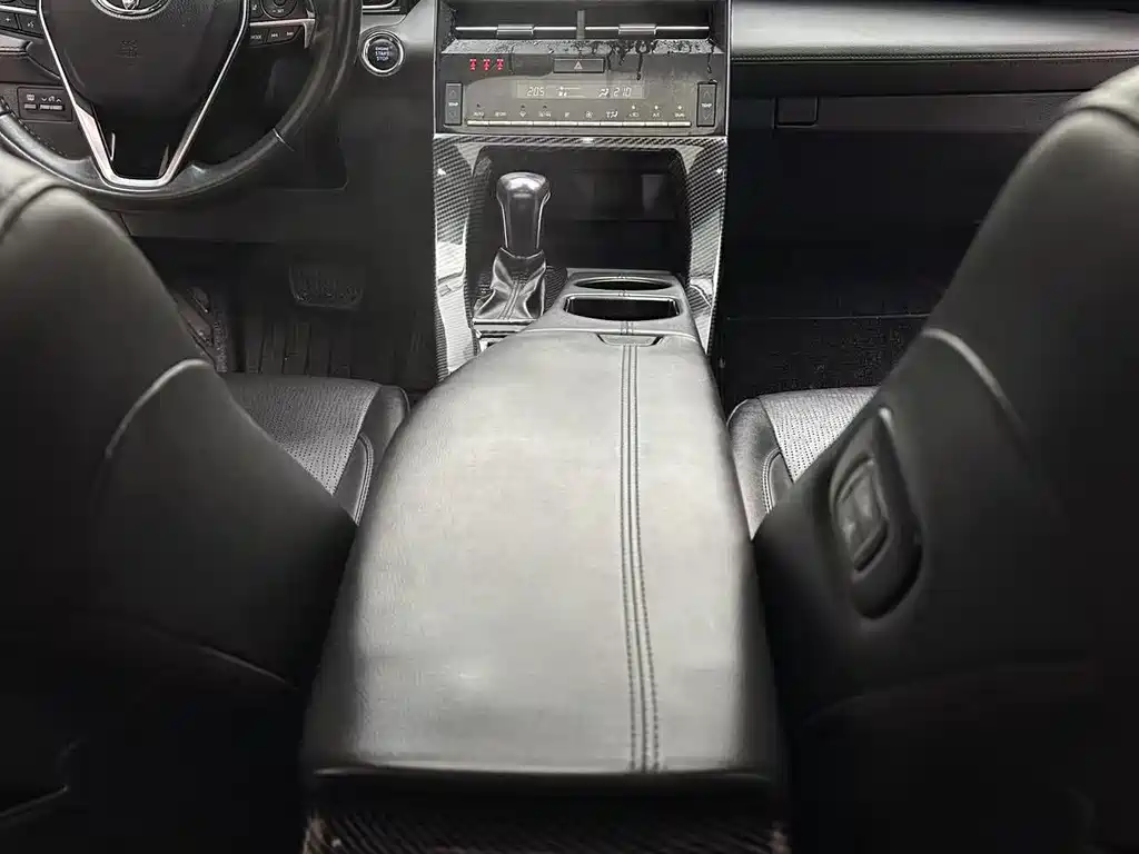 Toyota Avalon 2020 — фото 12