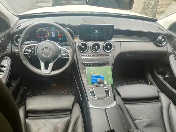 Mercedes-Benz C-Class 2019