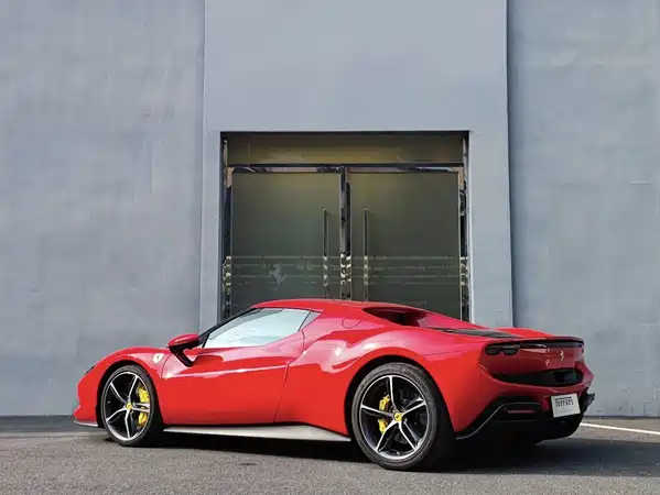Ferrari 296 2023