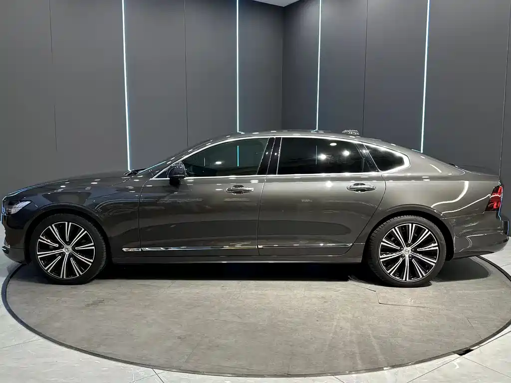Volvo S90 2023 — фото 4