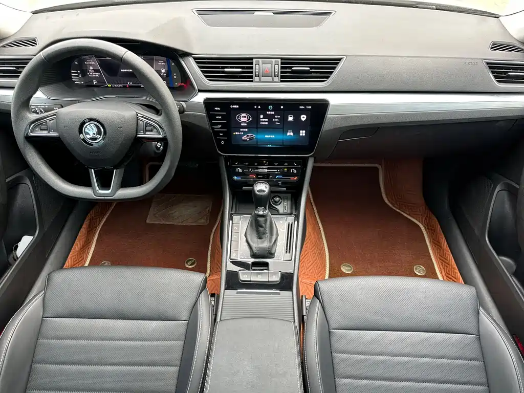 Skoda Speedy 2023 — фото 11