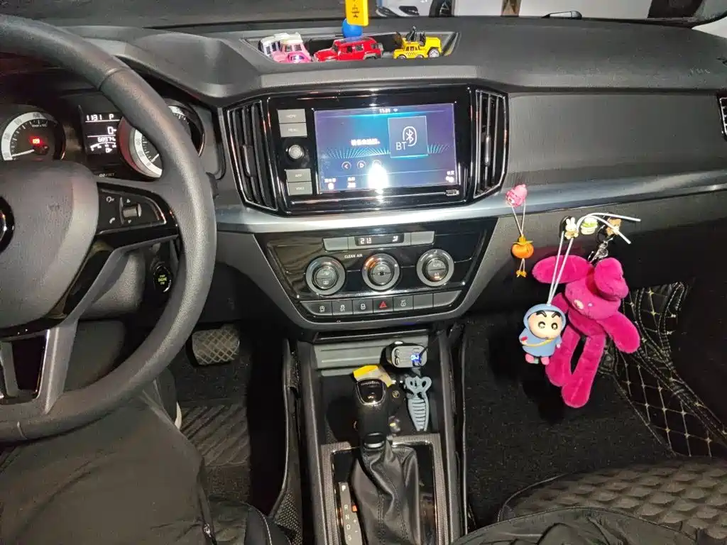 Skoda Kamiq 2020 — фото 10