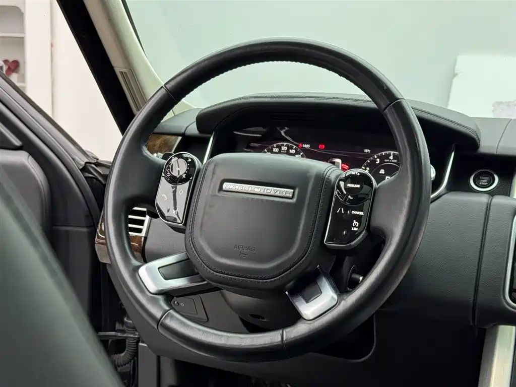 Land Rover Range Rover 2022 — фото 12