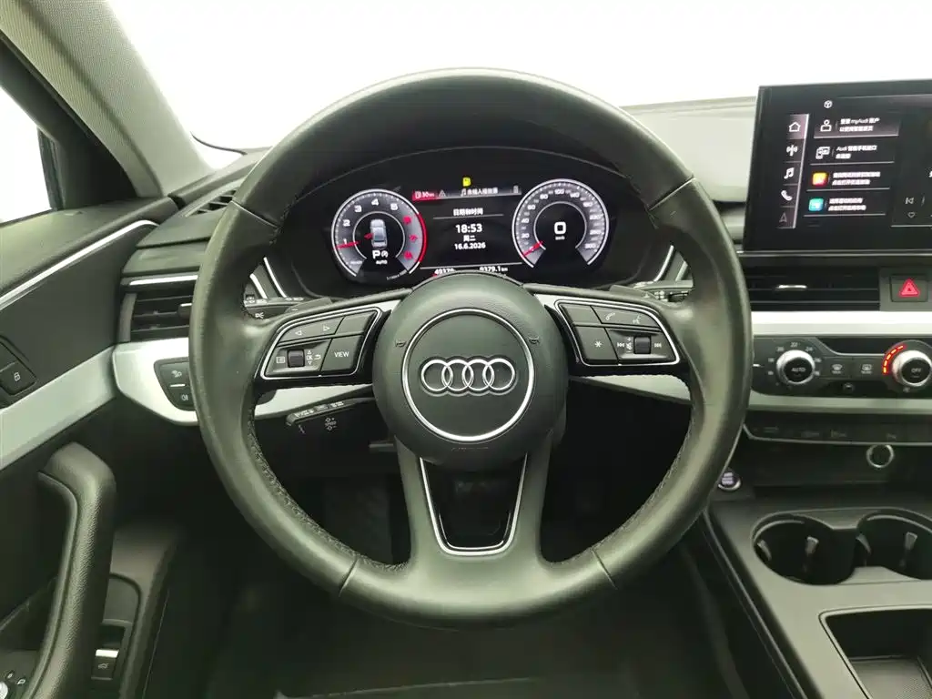 Audi A4L 2022 — фото 11