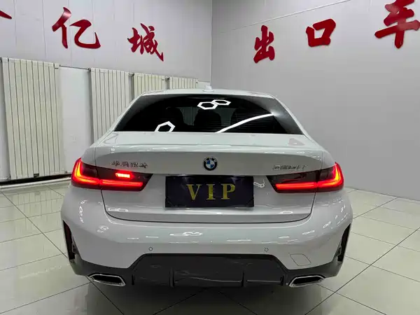 BMW 3 Series 2022