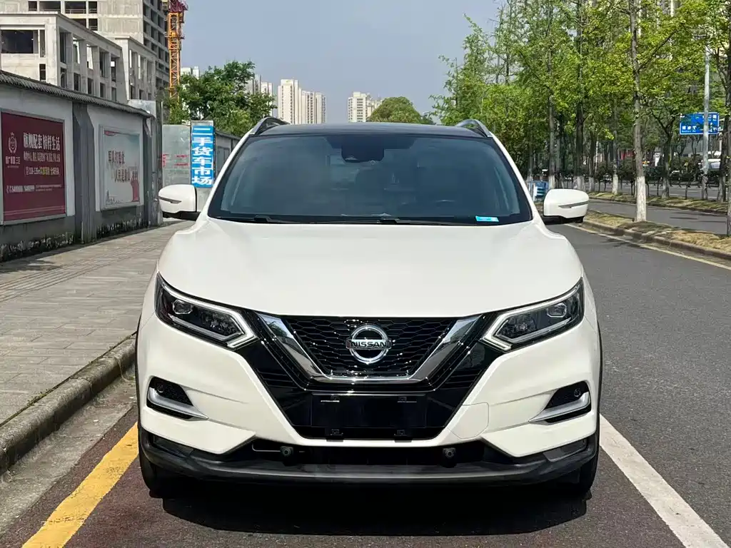Nissan Qashqai 2023 — фото 1