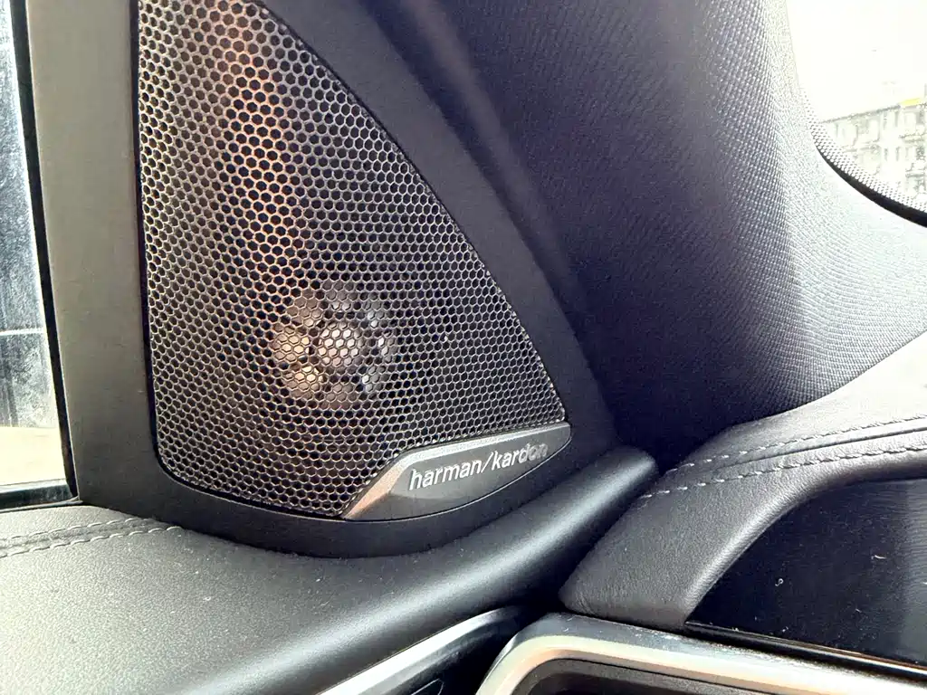 BMW M4 2023 — фото 9