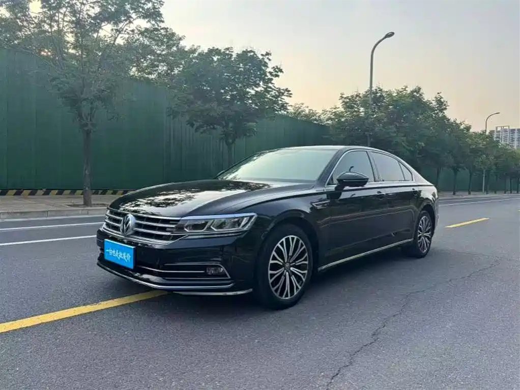 Volkswagen Phideon 2020 — фото 1