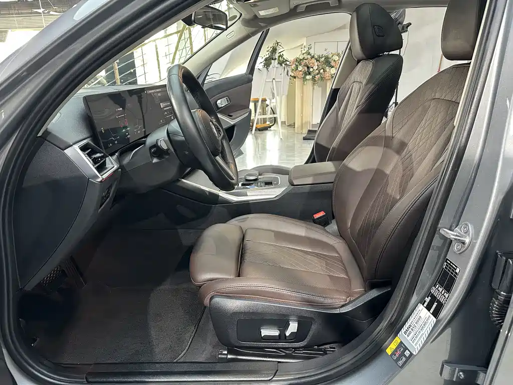 BMW i3 2022 — фото 8
