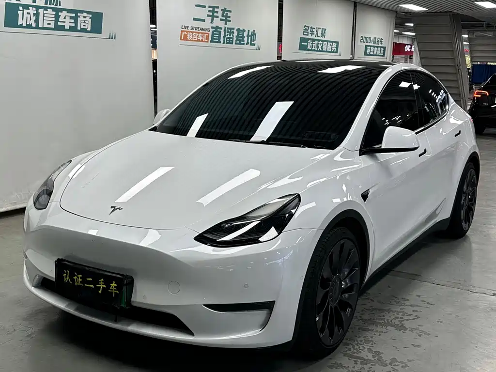 Tesla Model Y 2022 — фото 1