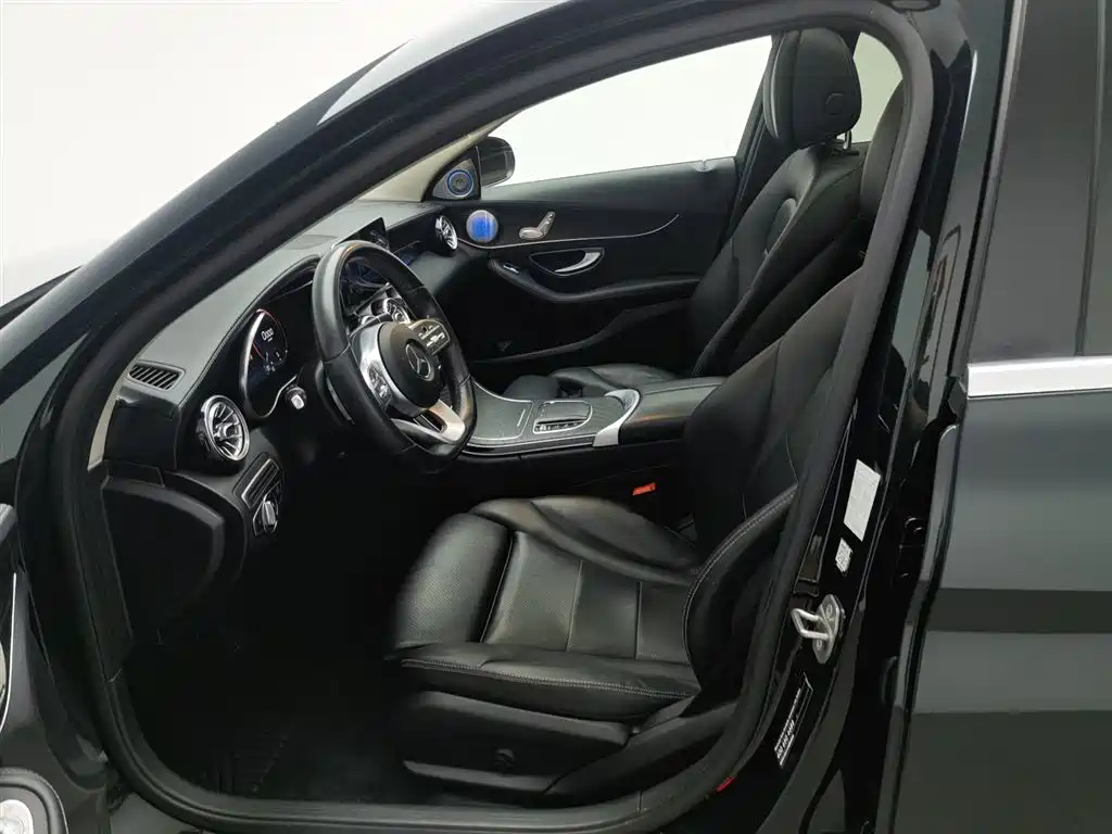 Mercedes-Benz C-Class 2022 — фото 10