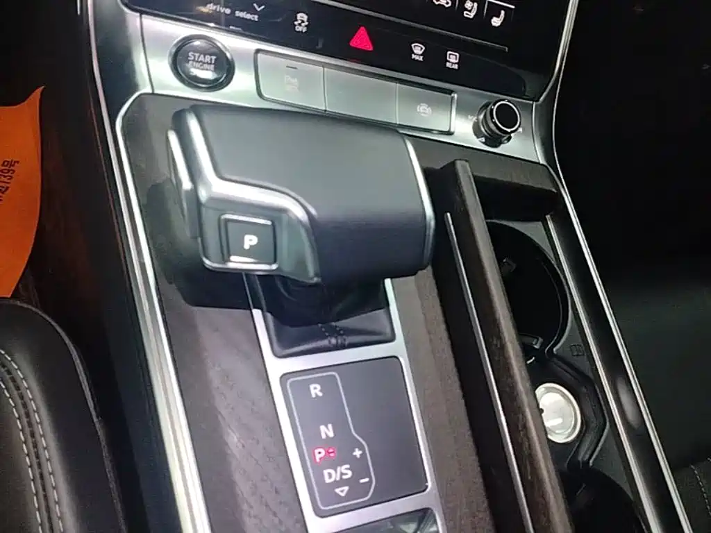 Audi A6L 2022 — фото 6