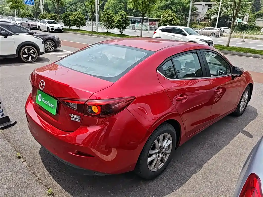 Mazda 3 Axela 2017 — фото 7