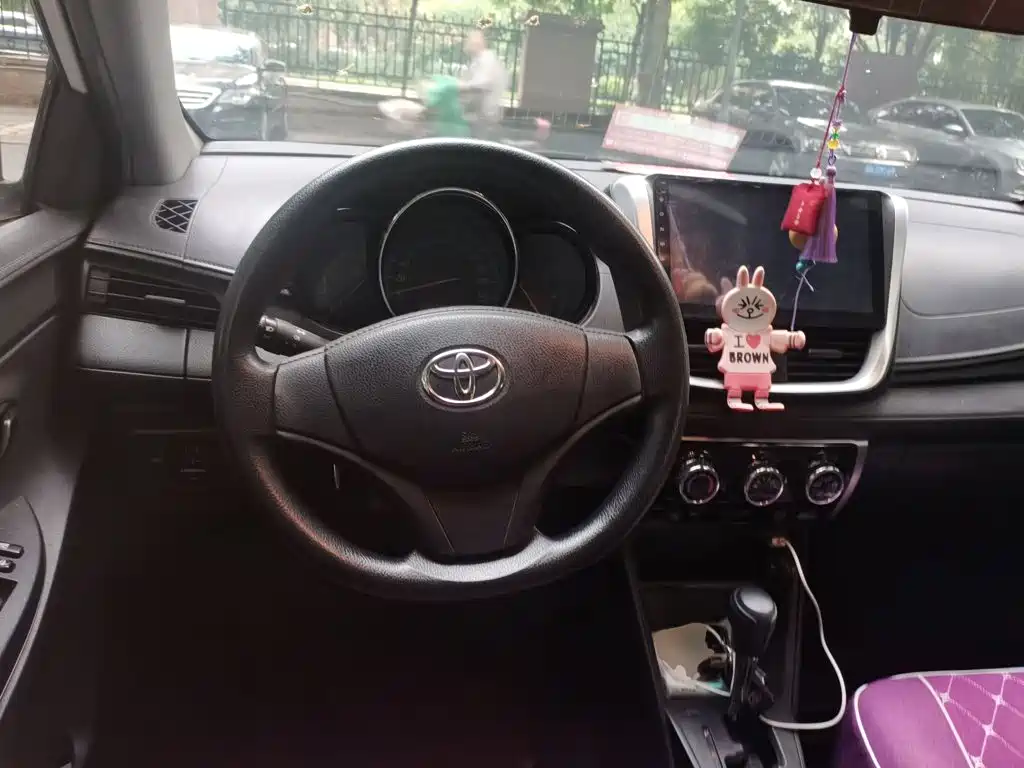 Toyota Yaris L 2017