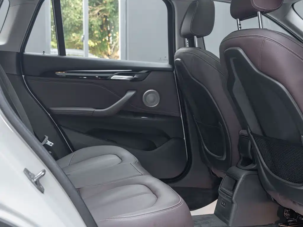 BMW X1 2022 — фото 15