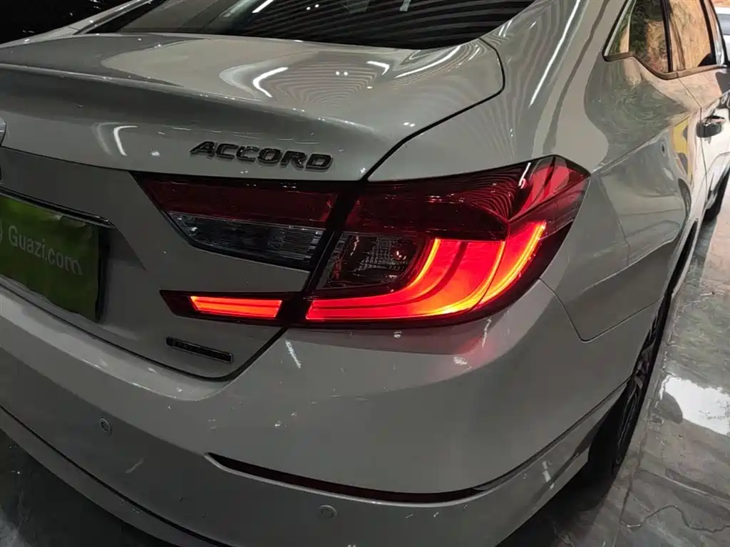 Honda Accord 2021 — фото 8