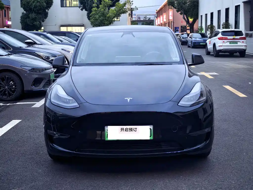 Tesla Model Y 2022 — фото 1