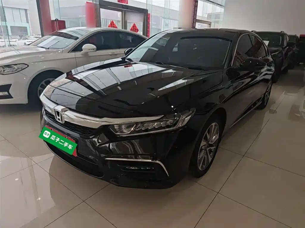 Honda Inspire 2020 — фото 2