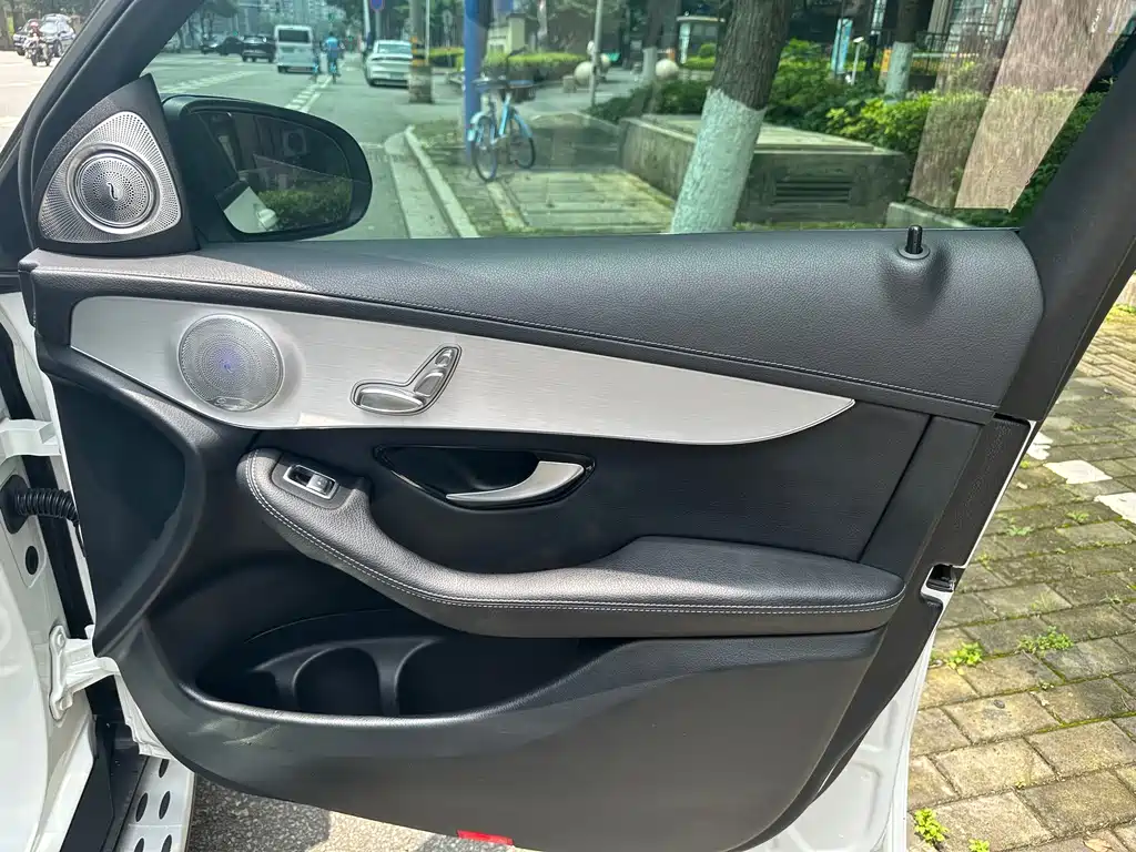 Mercedes-Benz GLC Coupe 2020 — фото 13