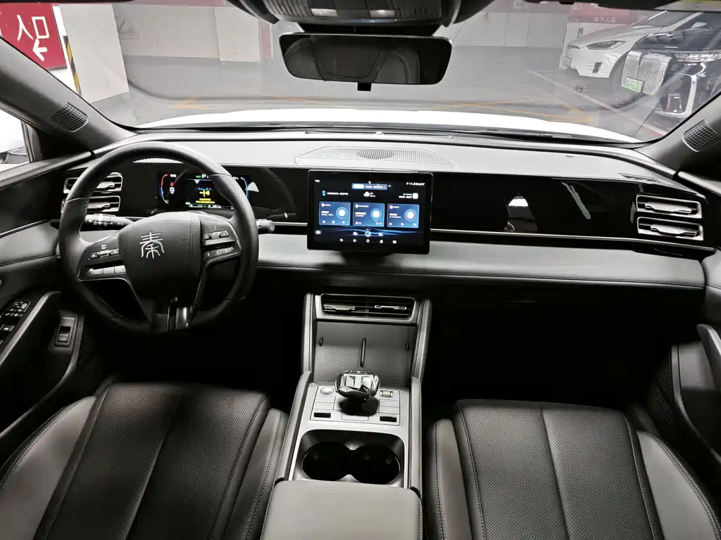 BYD Qin L 2025 — фото 10