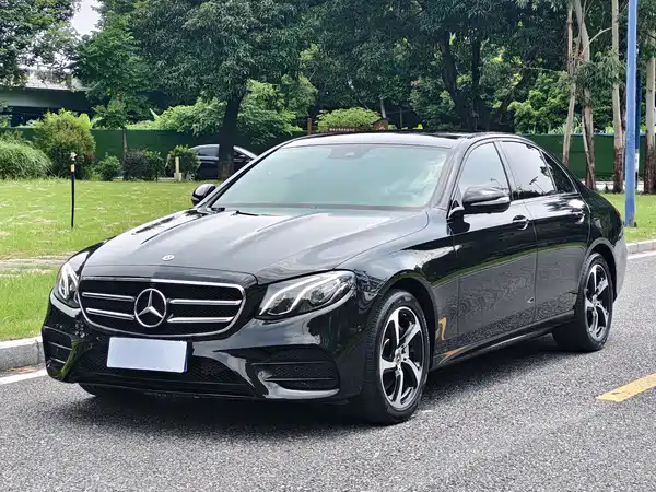 Mercedes-Benz E-Class 2018