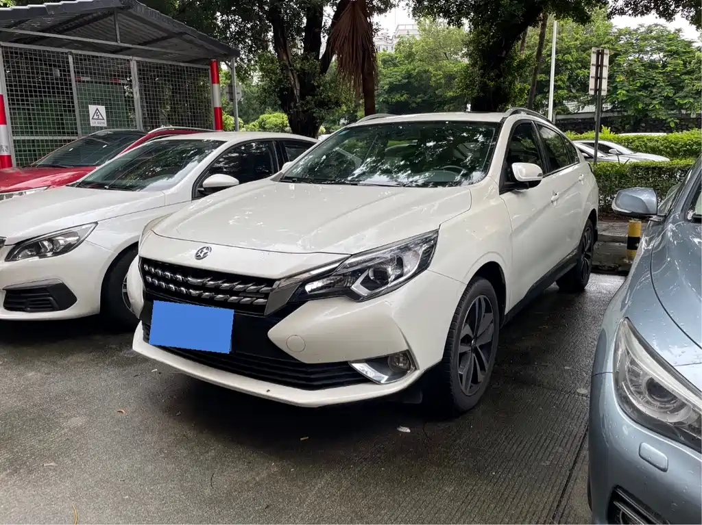 Venucia T90 2019