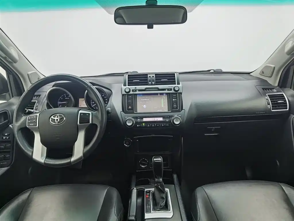 Toyota Prado 2017 — фото 5