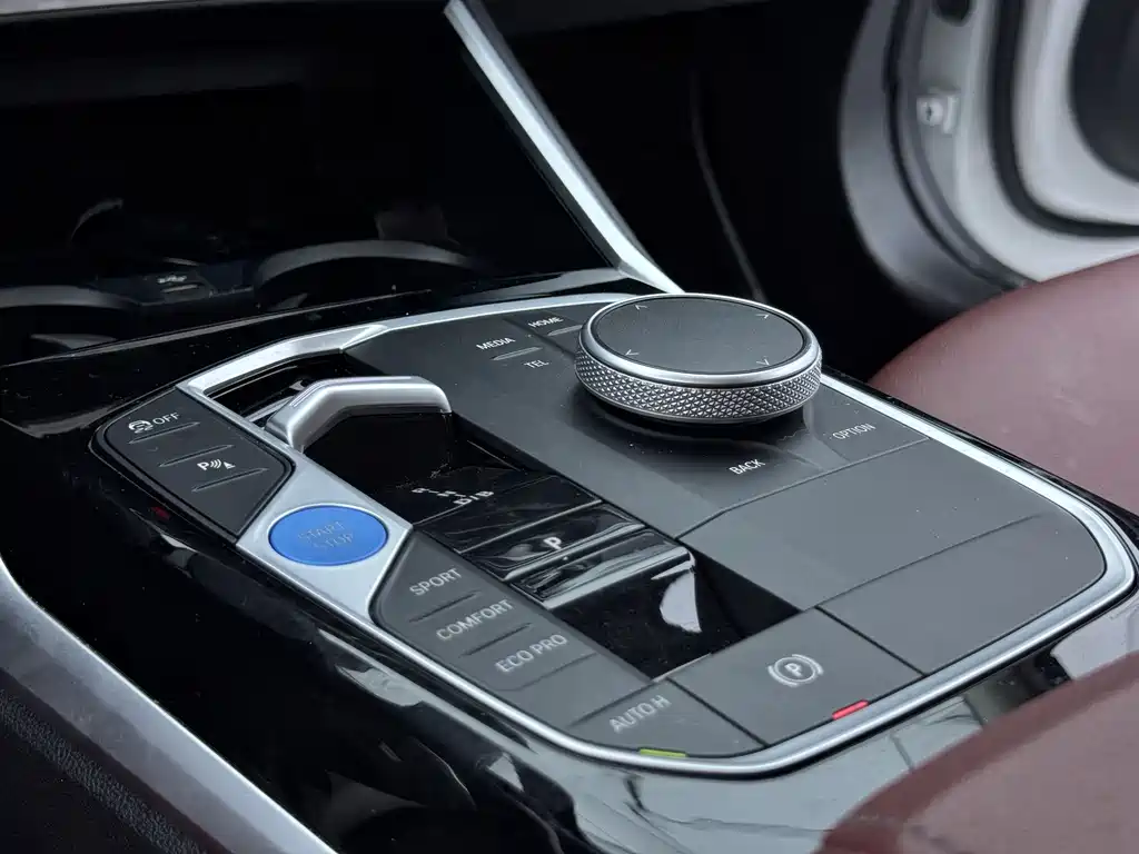 BMW i3 2024 — фото 17